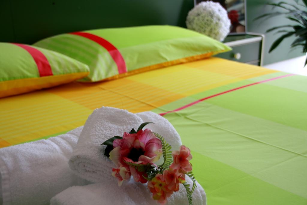 Hotel Astrid Cervia Bagian luar foto