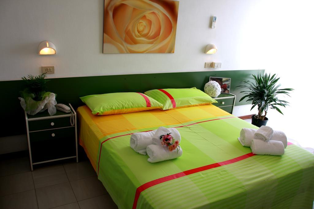 Hotel Astrid Cervia Ruang foto